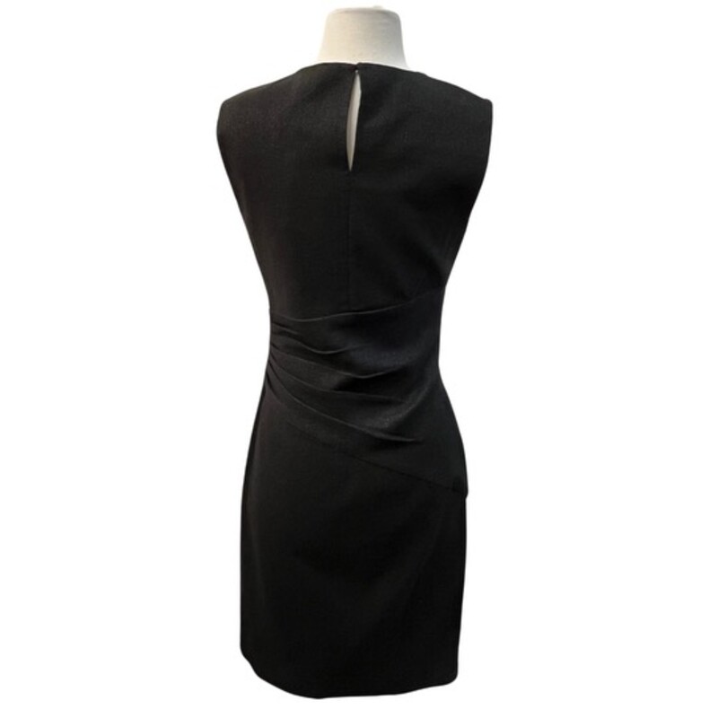 New Diane von Furstenberg Glennie Dress<br />
Ruched Waist<br />
Metallic Black<br />
Size: 6<br />
Retails for $398.00