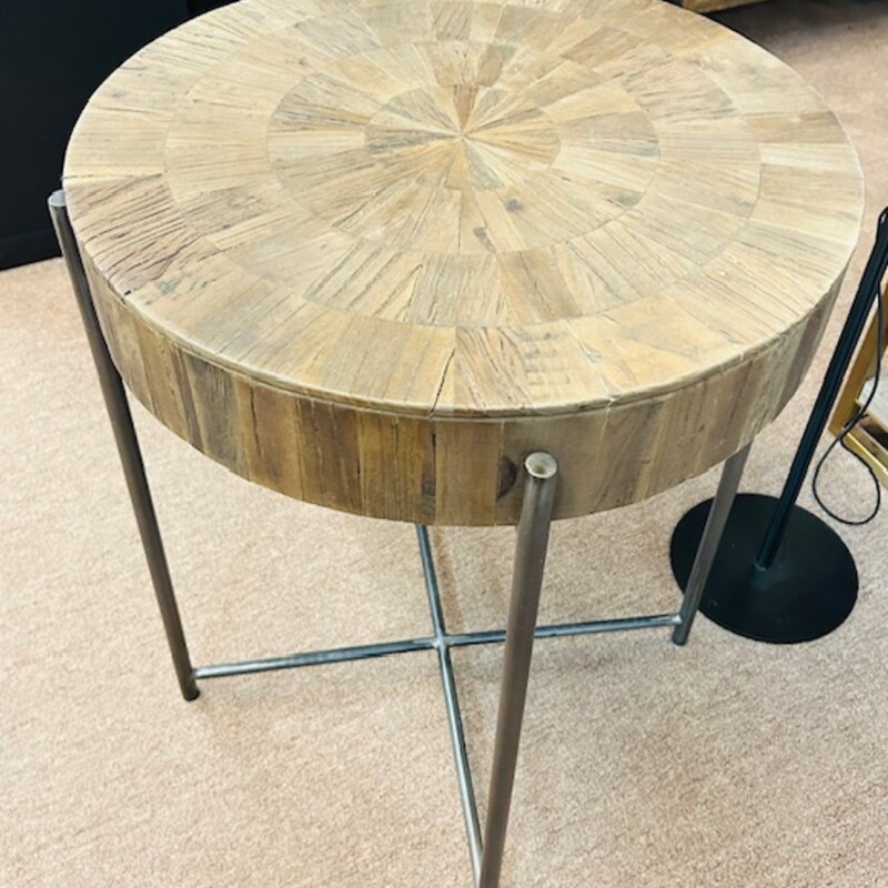 Reclaim Round Wood Table