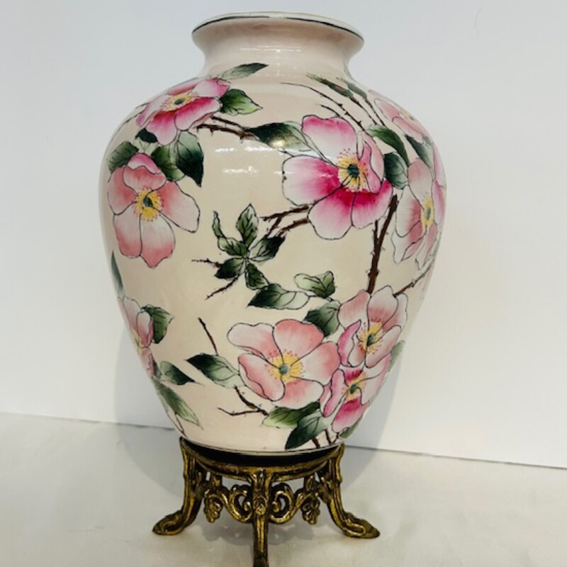 Andrea Sadek Floral Vase With Stand
White, Pink, Green, Gold
Size: 7x11.5H