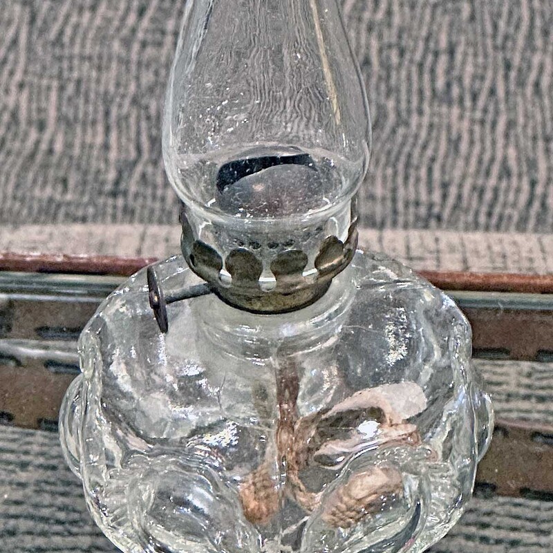 Small Vint Oil Lamp 12 In