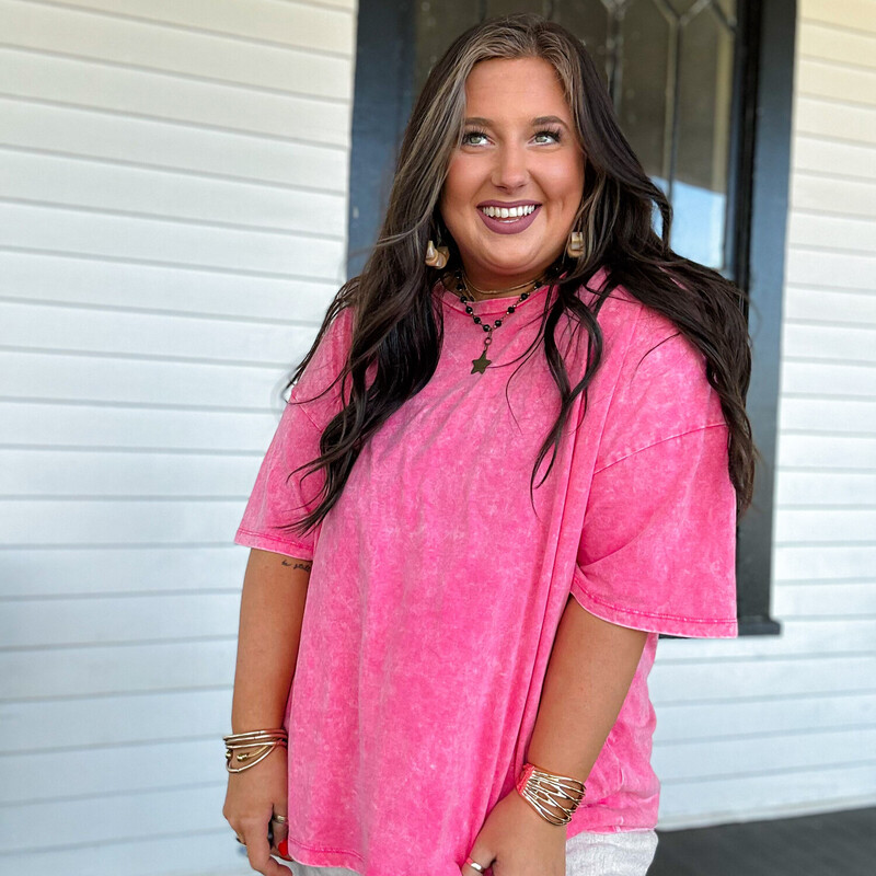 This over sized top is perfect to pair with leggings for a casual look, or pair with jeans and dress it up for a night out!<br />
Available in 4 colors: Green, Hot Pink, Teal, and Plum.<br />
Sizes S/M and L/XL, Madison is wearing the L/XL.