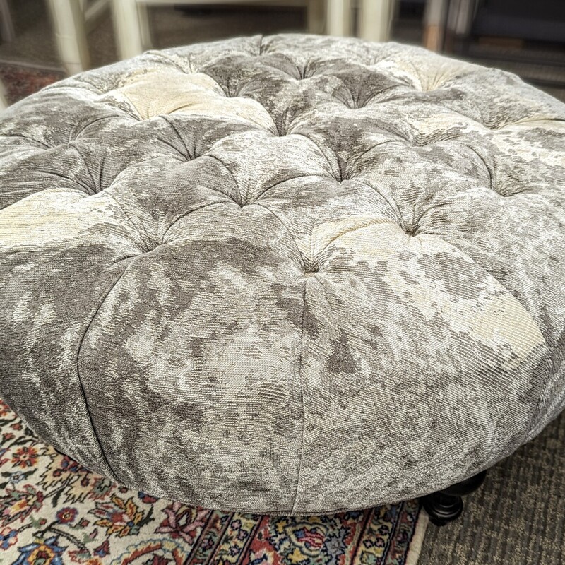 Arhaus Round Ottoman
Grey Tan Fabric
Size: 37x15H