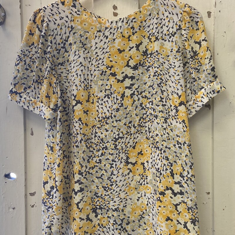 Cr/yllw/gry Floral Blouse<br />
Cr/yl/gy<br />
Size: Medium
