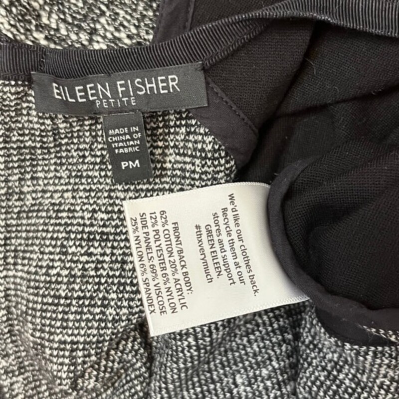 Eileen Fisher Sleeveless Dress<br />
Cotton Blend<br />
Color: Black and Charcoal<br />
Size: Petite M