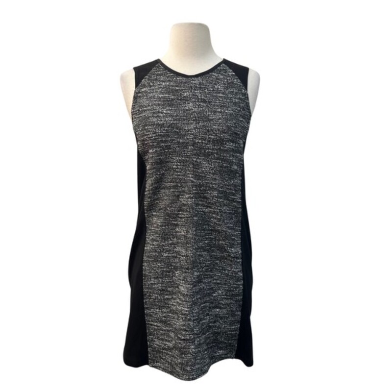 Eileen Fisher Sleeveless Dress
Cotton Blend
Color: Black and Charcoal
Size: Petite M