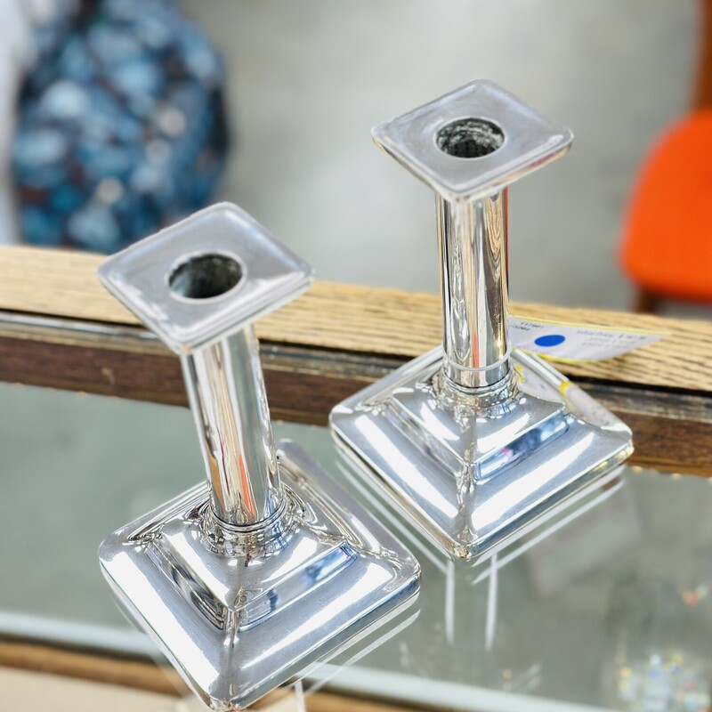 Two Sterling Silver Candlesticks, Square. Sold as a PAIR.<br />
Size: 6in H