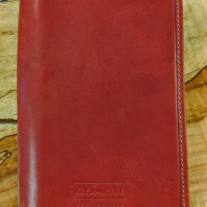 Coach Leather Planner Book
Red Size: 5 x 7.5H
As Is - light wear