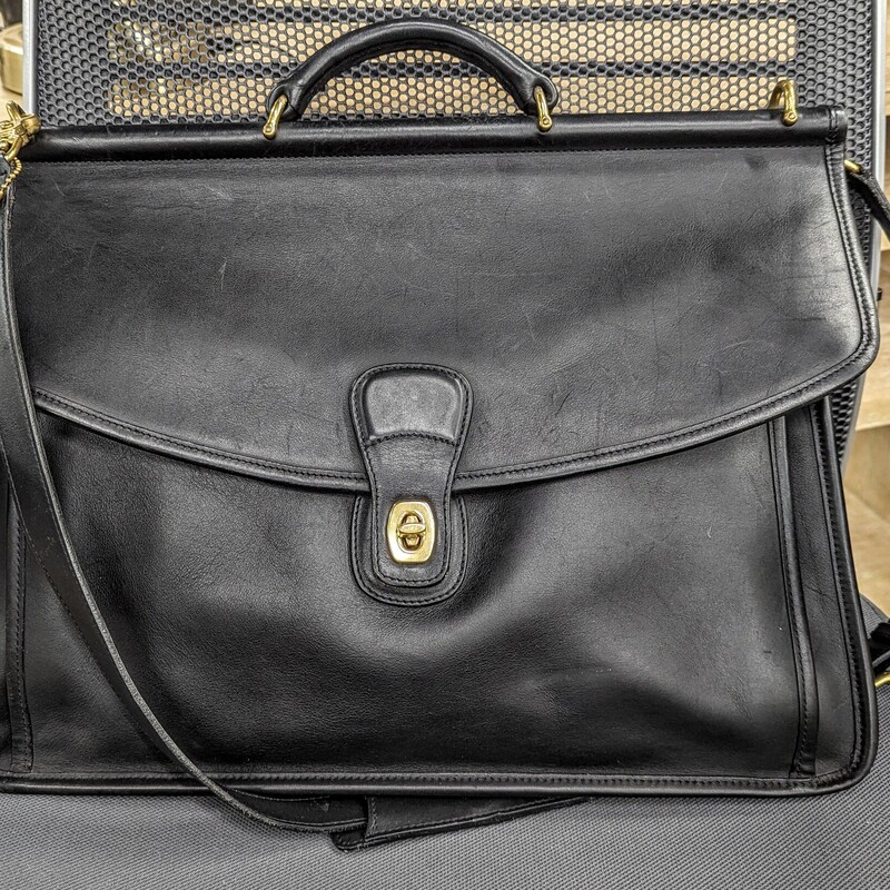 Coach Leather Briefcase
Black Gold Size: 16 x 11H
Vintage
