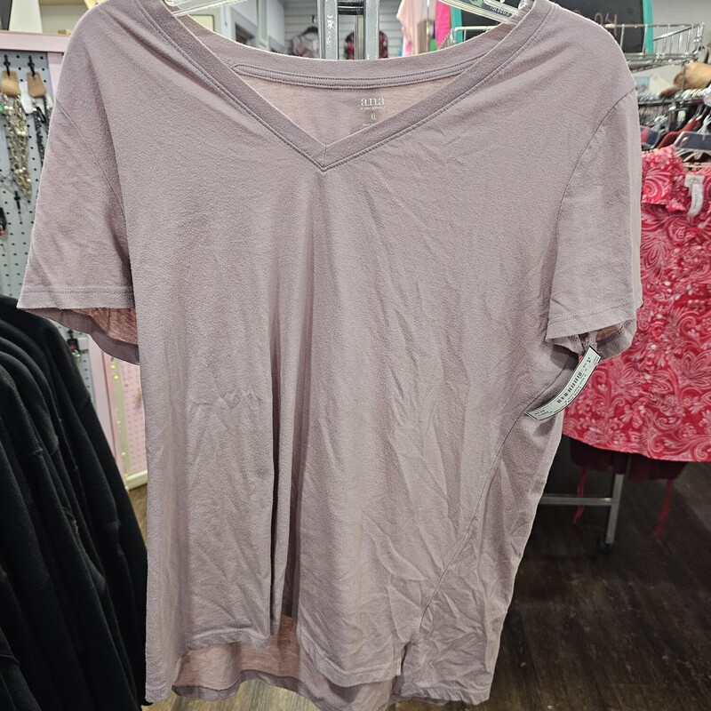Short sleeve tee in a mauve pink.