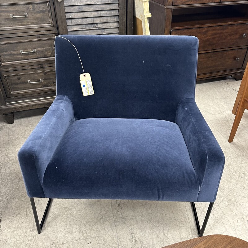 Blue Velvet Lounge Chair, `Regis` Model<br />
Size: 30x33x31