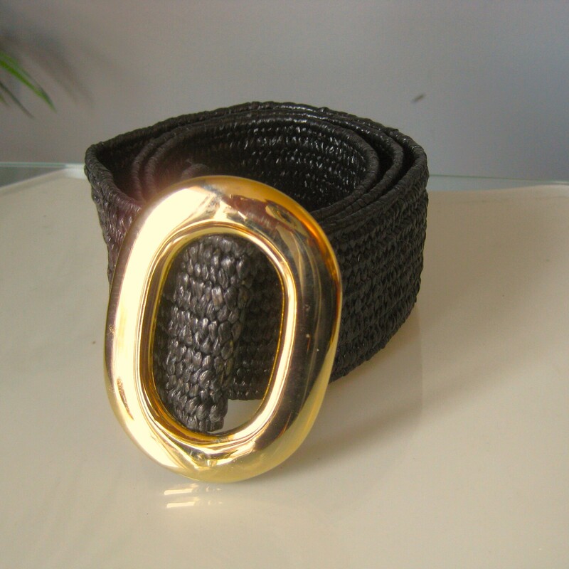 Very nice quality black faux straw stretch belt from Milor
It's strong and stretchy and has a heavy gold slide buckle
36 unstretched
excellent condition!
Thank you for looking!
#69980