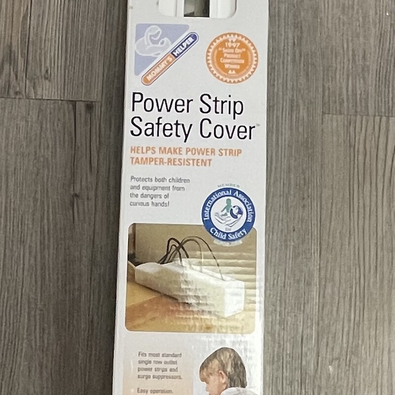 Power Strip Safety Cover, White, Size: Pre-owned