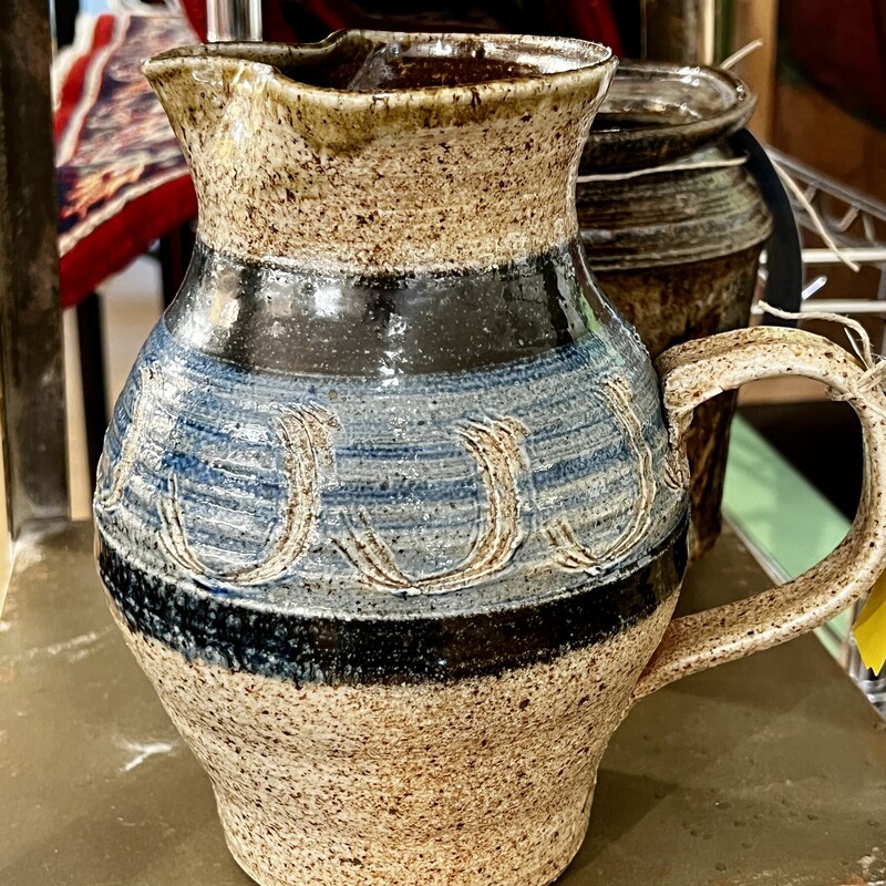 Pitcher Pottery Cariaso