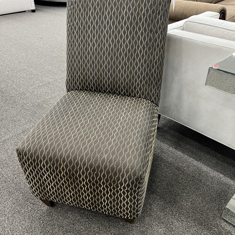 Wavy Pattern Chair