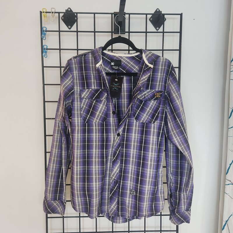 DC Shirt With Hood, Plaid
Marked as S fits like a L