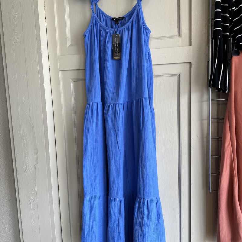 NWT Banana Republic Sun Dress, Blue, Size: Small<br />
New with tags<br />
<br />
All Sales Are Final<br />
No Returns<br />
 Have It Shipped or Pick Up In Store Within 7 Days of Purchase