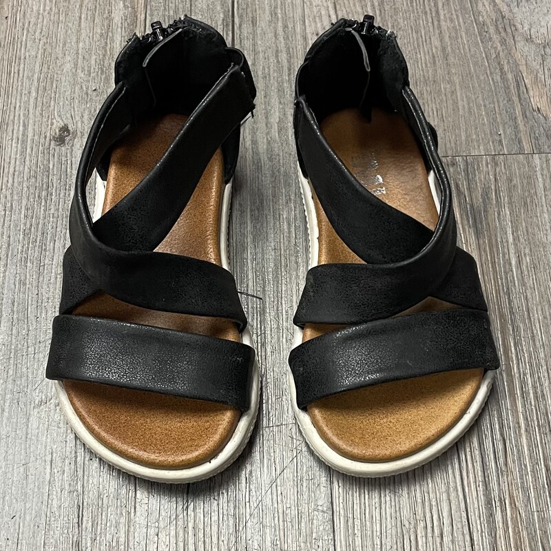 Mia Sandals, Black, Size: 6T