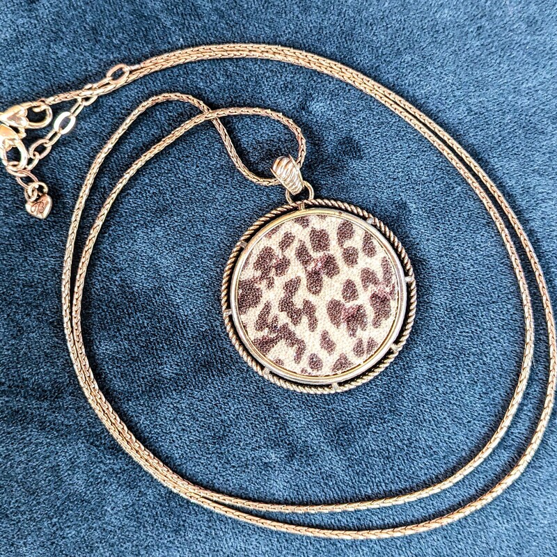 Brighton Leopard Pendant Necklace
Silver Gray Black Size: 38L