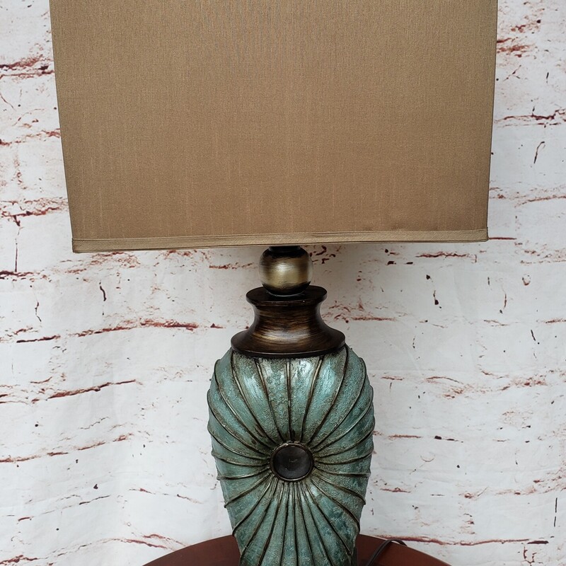 Lamp With Shade, Size: 31in tall