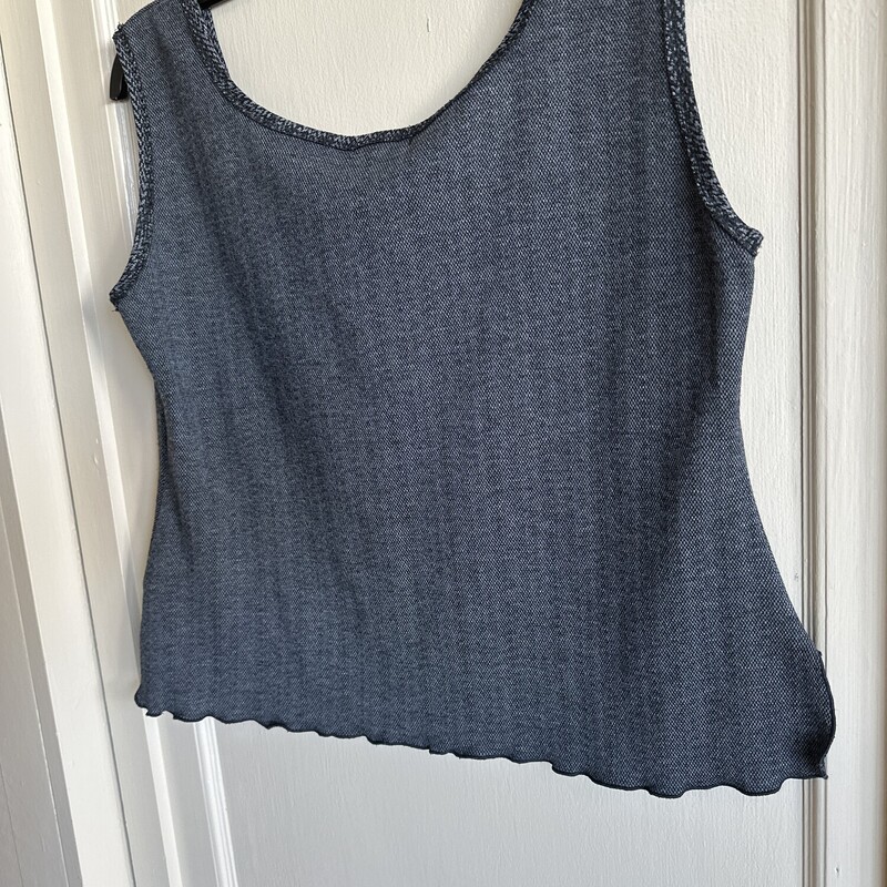 NWT Lee Anderson Tank, Grey, Size: Med
New with Tag
All sales final
shipping available
free in store pick up within 7 days of purchase
