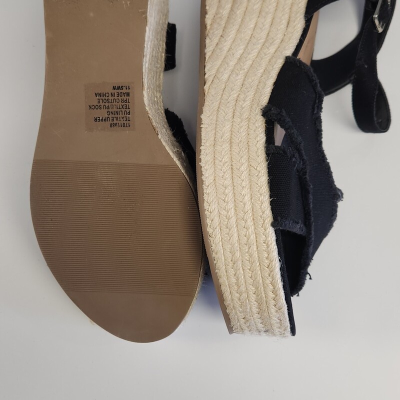 Torrid Sandals, Black, Size: 11.5WW
NEW