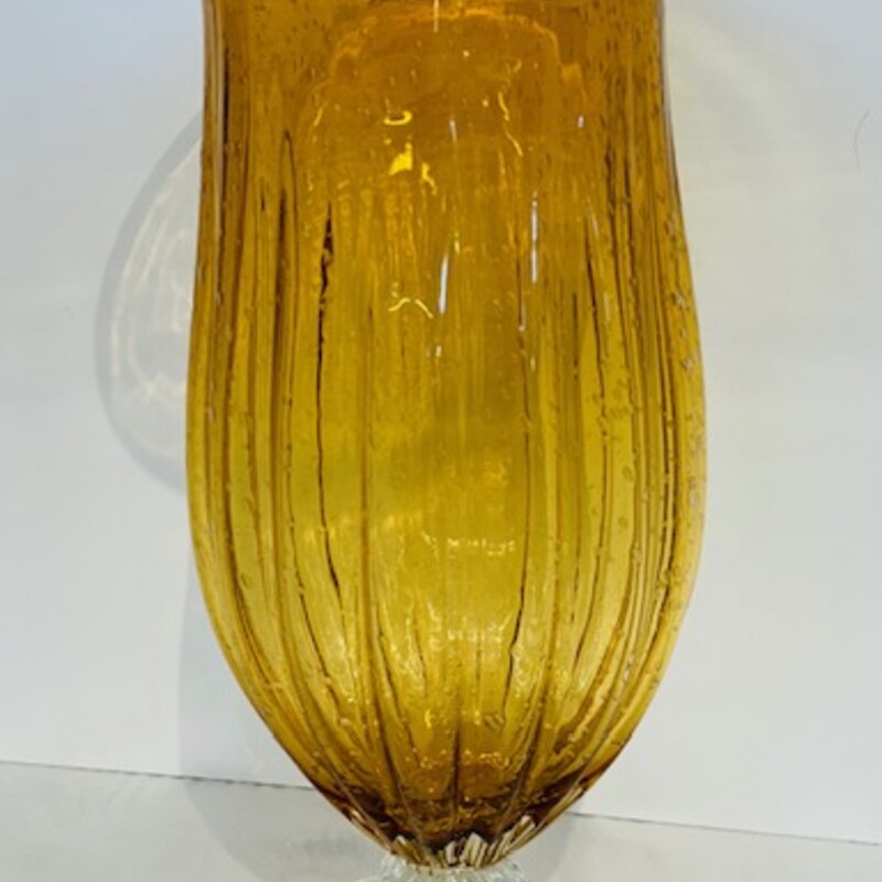 Bubble Ribbed Glass Pedestal Vase
Amber Clear
Size: 8 x 14.5H
