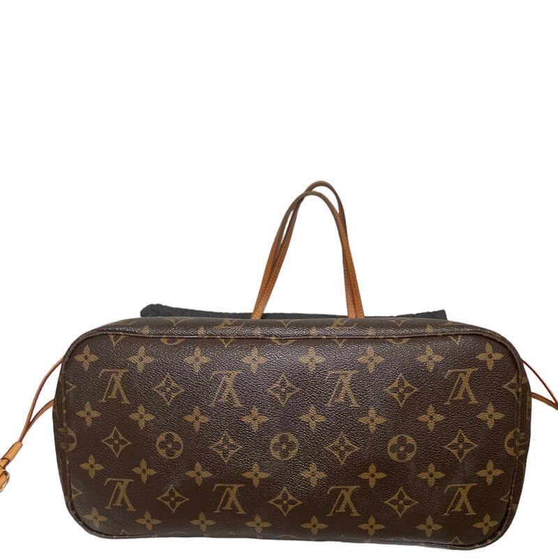 Louis Vuitton Neverfull, Size: MM<br />
Ebene canvas with natural cowhide trim, it is roomy but not bulky, with side laces that cinch for a sleek allure or loosen for a casual look. Slim, comfortable handles slip easily over the shoulder or arm. Lined in colorful textile, it features a removable pouch which can be used as a clutch or an extra pocket.<br />
Raspberry interior<br />
Date Code: SD1077<br />
Dimnesions: 12.6 x 11.4 x 6.7 inches<br />
(length x Height x Width)