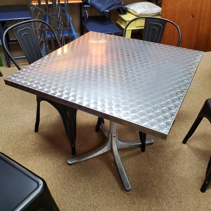 Shaffner Steel Tilt Table