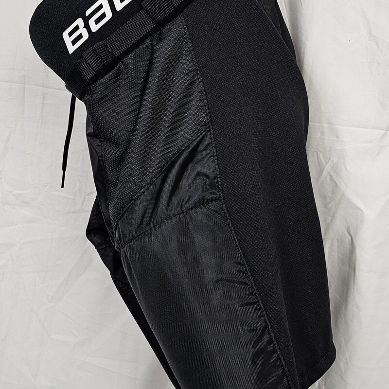 Like New Bauer Lil Sport Hockey Pants, Black, Size: Jr L