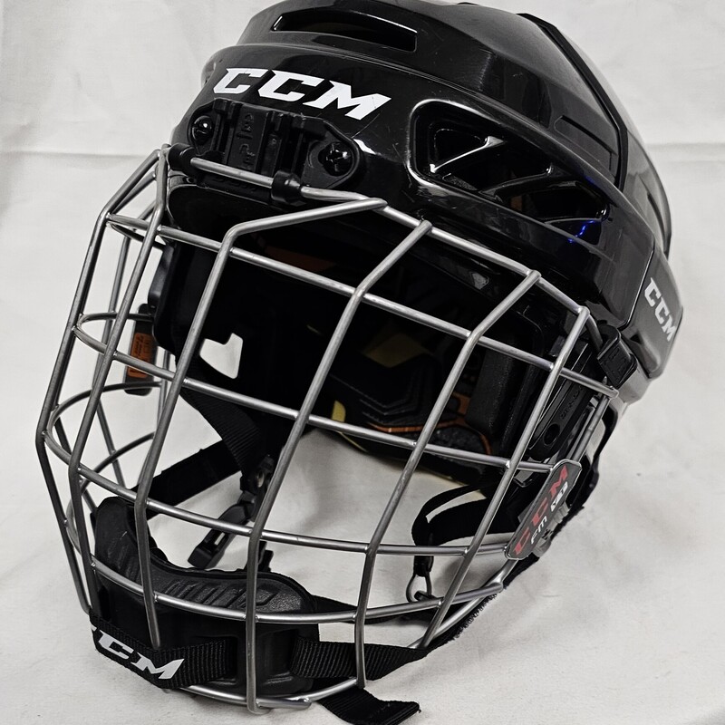 Pre-owned CCM FL 3DS Combo Hockey Helmet, Size: Youth.  MSRP $69.99