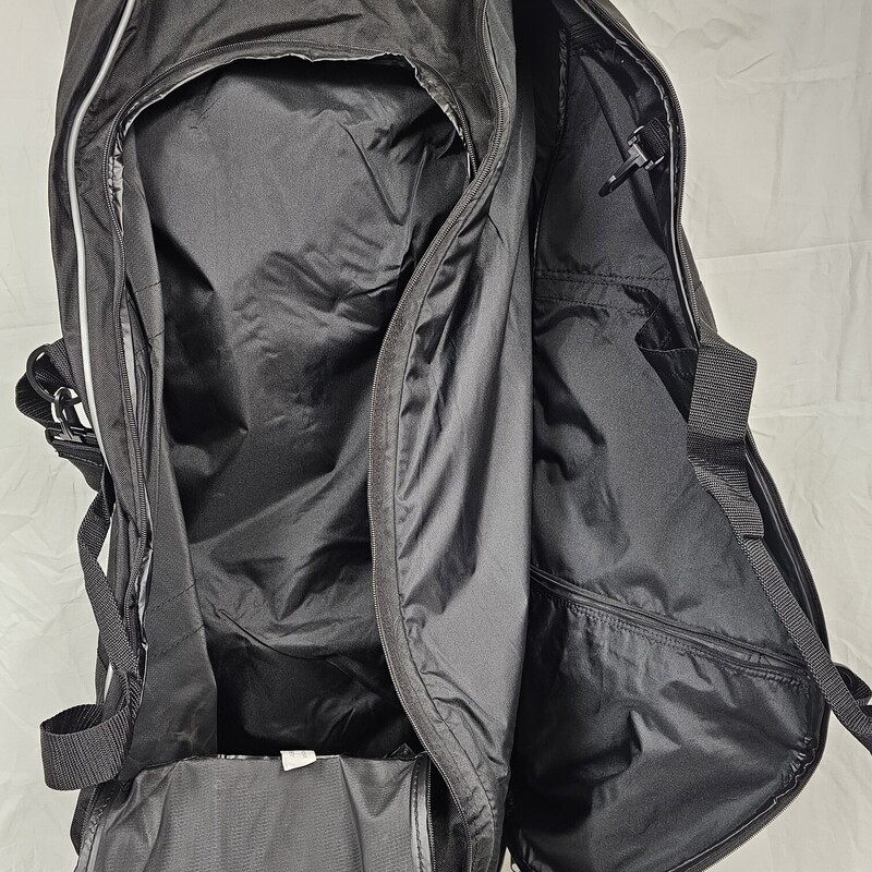 NEW Dicks Sporting Goods Baseball Carry Bag 36x14x9.  Use for Team or Catchers Gear.