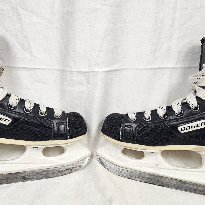 Pre-owned Bauer Impact 75 Youth Hockey Skates, Size: Y12