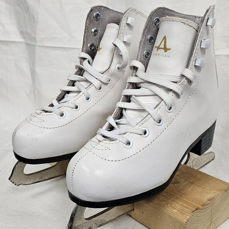 Pre-owned American Athletic Girls Figure Skates, Size: Y13.  MSRP $54.99