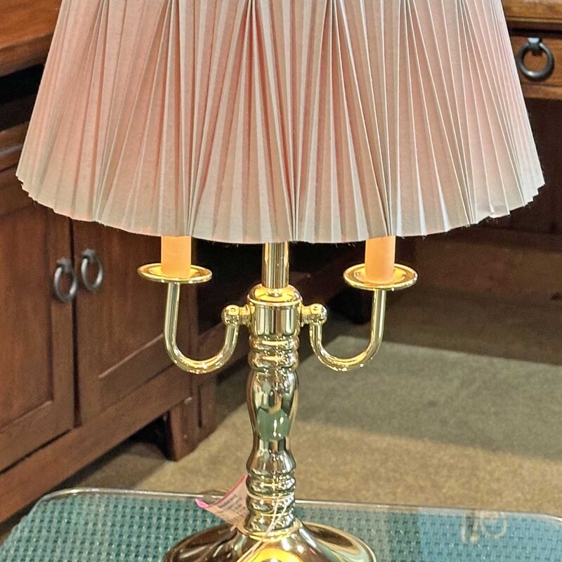 Gold Metal 2 Lights Lamp
21 In Tall.