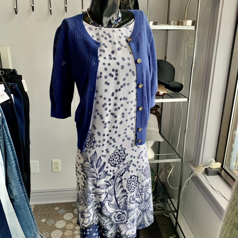 Orientique NWT Dress,
Colour: White Blue,
Size: Medium