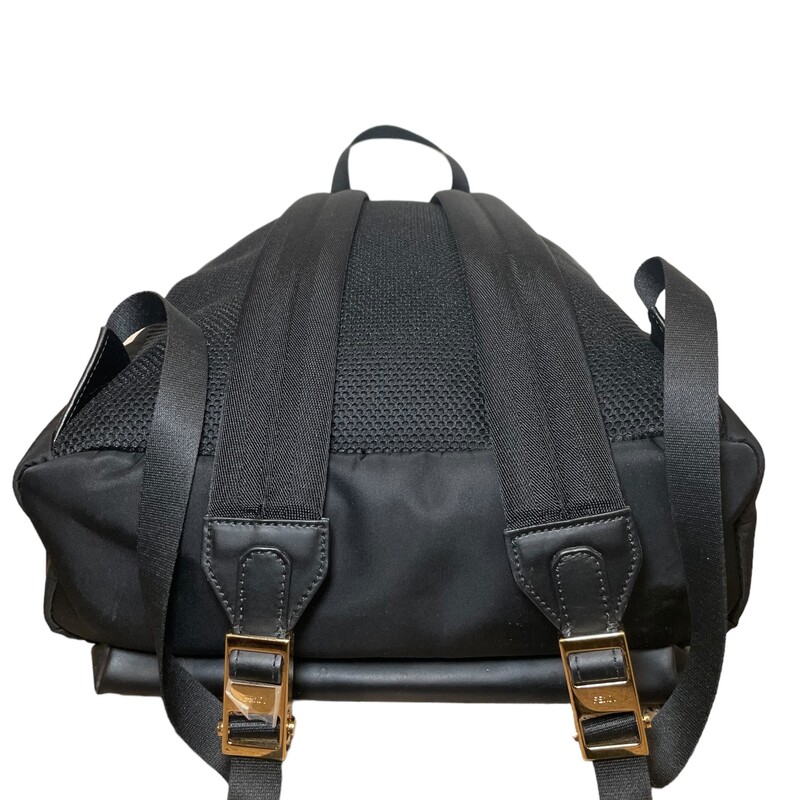Fendi Monster Nylon, Black, Size: Large<br />
Bag Bugs Monster Backpack Rucksack Daypack Nylon Leather Black<br />
Gold Hardware<br />
Model : 7VZ012<br />
Dimensions:15.55'' x 12.99'' x 5.51''