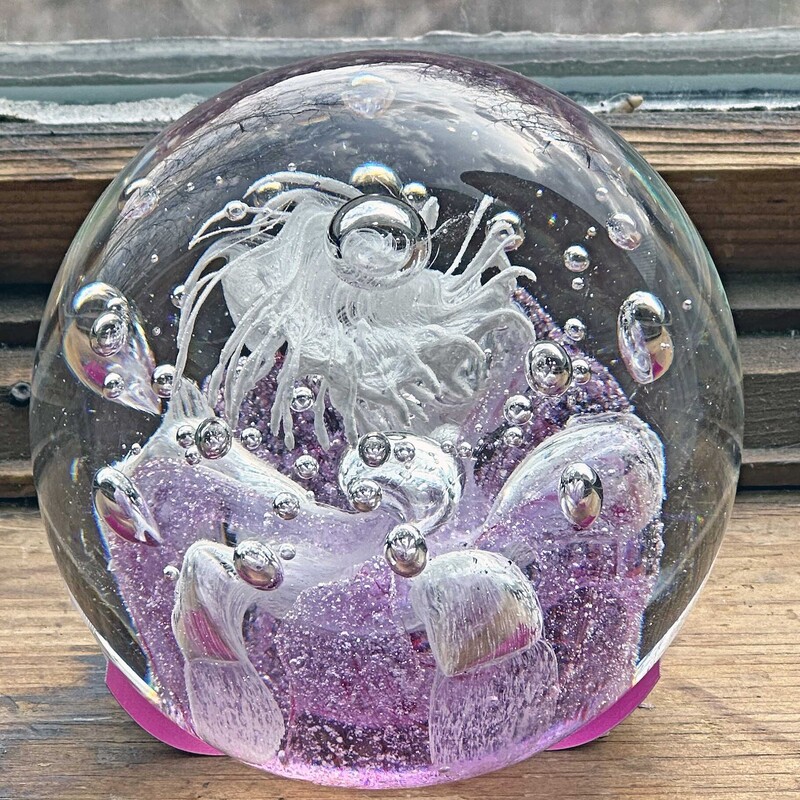 Pink And White Paperweight
4 In x 4 In.