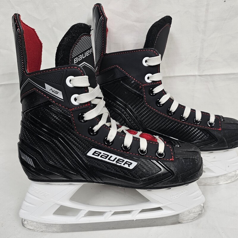 Pre-owned Bauer NS Junior Hockey Skates, Size: 2