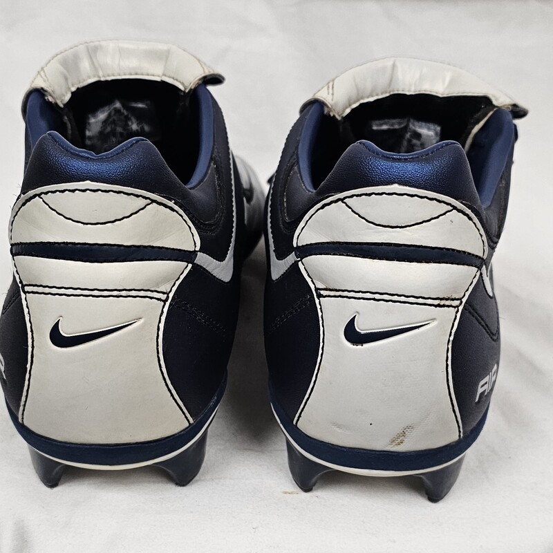 Pre-owned Nike Air Men's Soccer Cleats, Size: 10.5