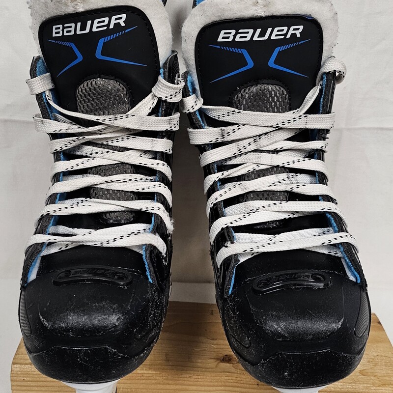 Pre-owned Bauer X-LP Youth Hockey Skates, Size: Y13