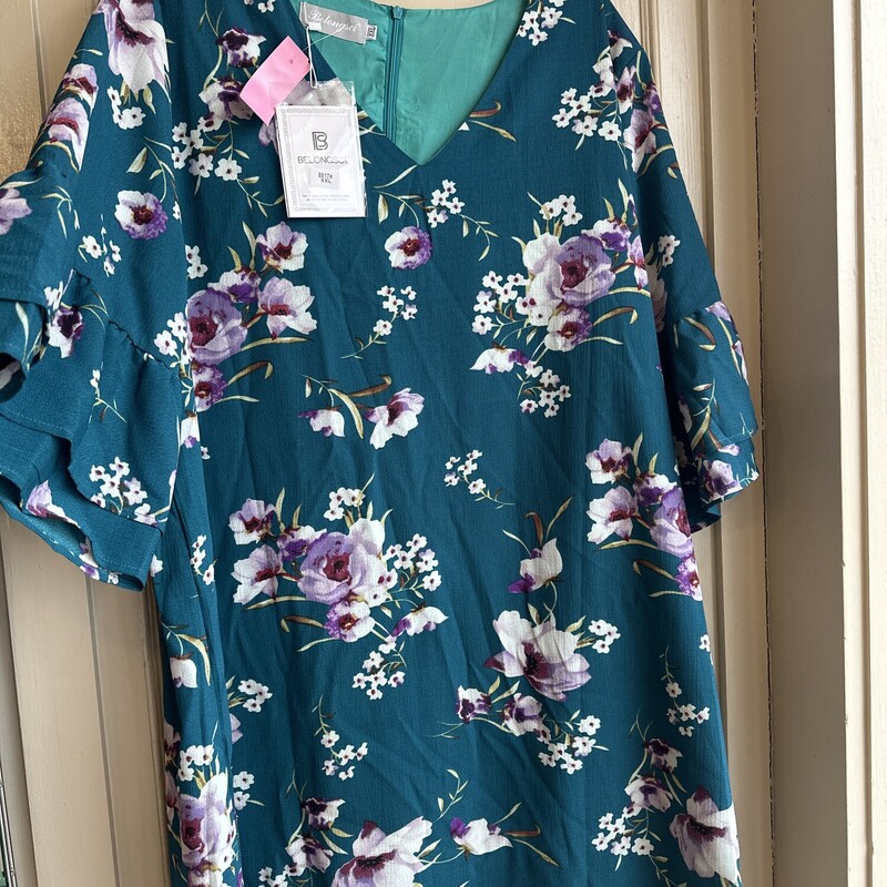 New With Original  Tags:  Belongsci Floral Dress NE, Green, Size: 2X
All sales are final.
Pick up from store within 7 days of purchase or have it shipped.