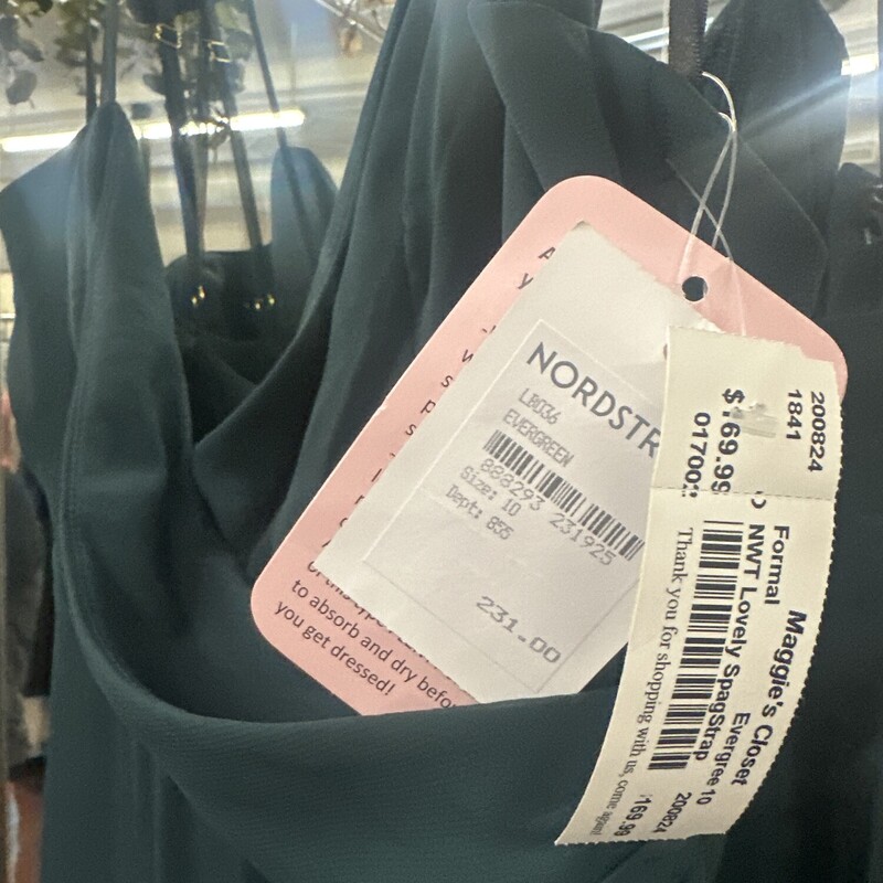 NWT Lovely SpagStrap, Evergreen, Size: 10
Original Nordstroms Price $231.00
Our Price $169.99



All Sales Are Final No Returns
Shippping is Available
or
Pick Up In Store Within 7 Days of Purchase
