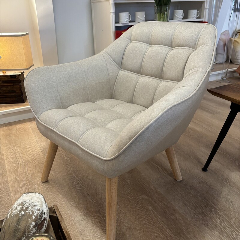 Prague Linen Style Accent Chair<br />
Beige<br />
Size: 32 H X 30 D X 30H In