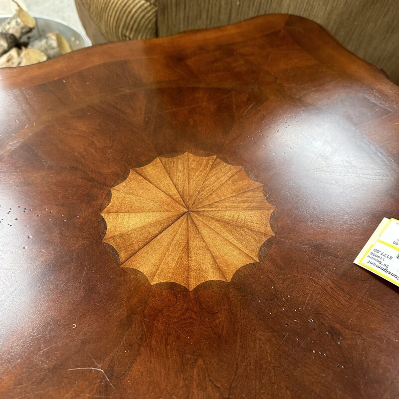 Wood Inlay End Table, Square<br />
Size: 26in