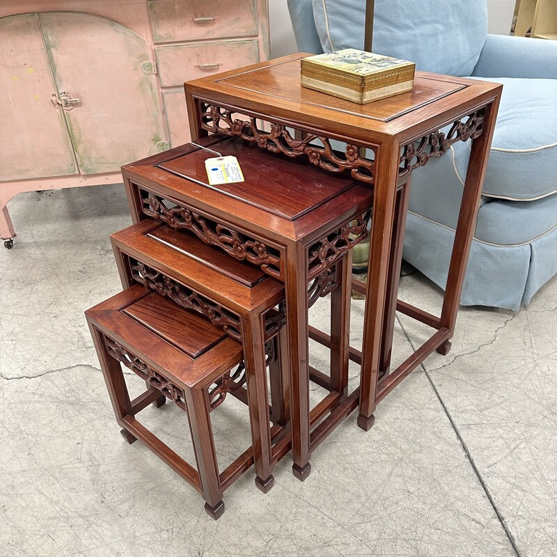 Set of 4 Nesting Side Tables, Cherry
Size: 20x14x26
