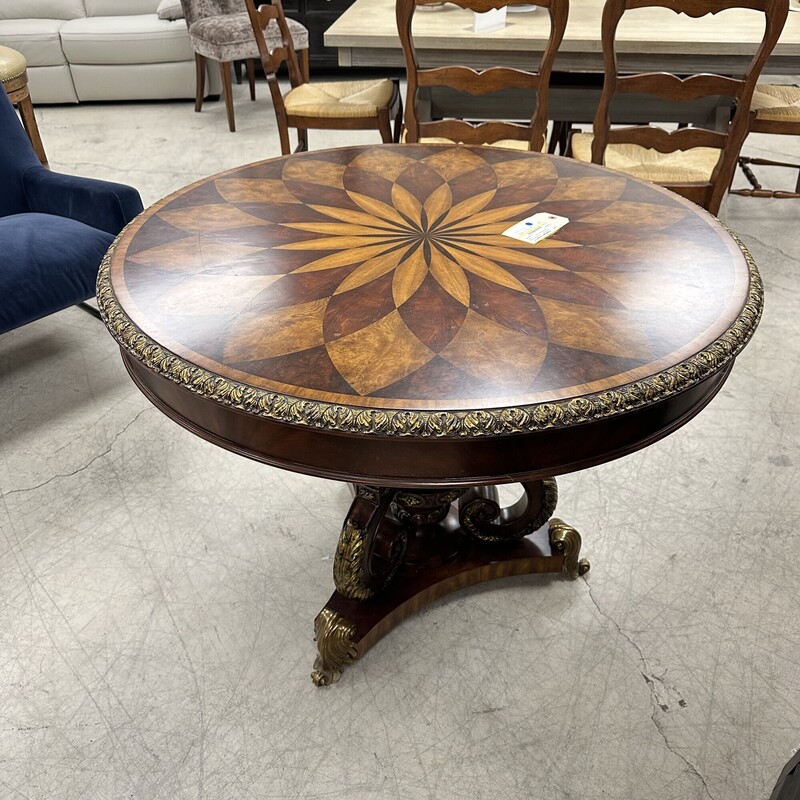 Gorgeous Maitland-Smith Round Dining Table, Pedestal Base'
Size: 39in Round