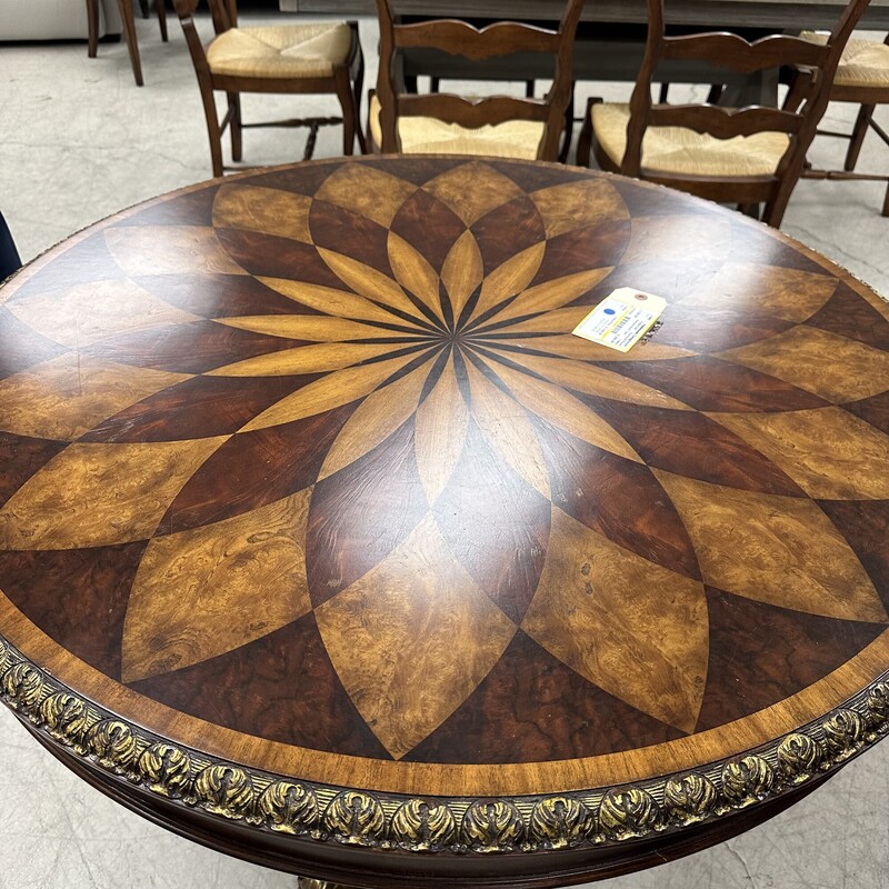 Gorgeous Maitland-Smith Round Dining Table, Pedestal Base'<br />
Size: 39in Round