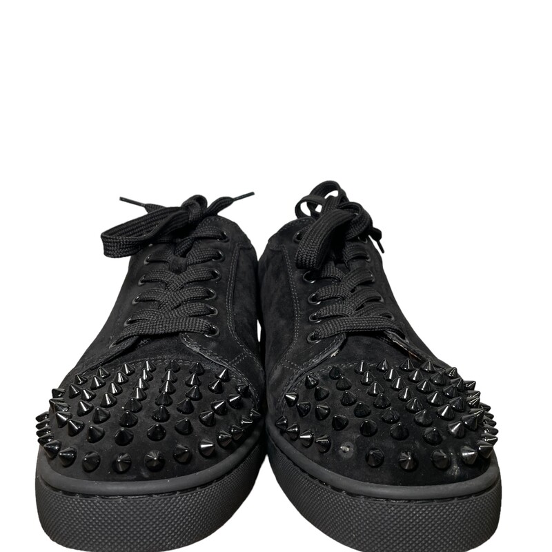 Louboutin Louis Junior Spikes, Black, Size41<br />
Christian Louboutin low-top sneakers in polyester and leather<br />
Flat heel<br />
Round cap toe; tonal signature spikes<br />
Lace-up vamp<br />
Pull tab at backstay<br />
Rubber outsole<br />
Made in Italy