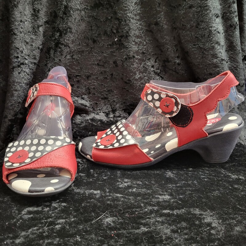 Super awesome low heel funky Polakdot print Leather Shoes, Red, Black & White Size: 7 in Excellent preloved condition!