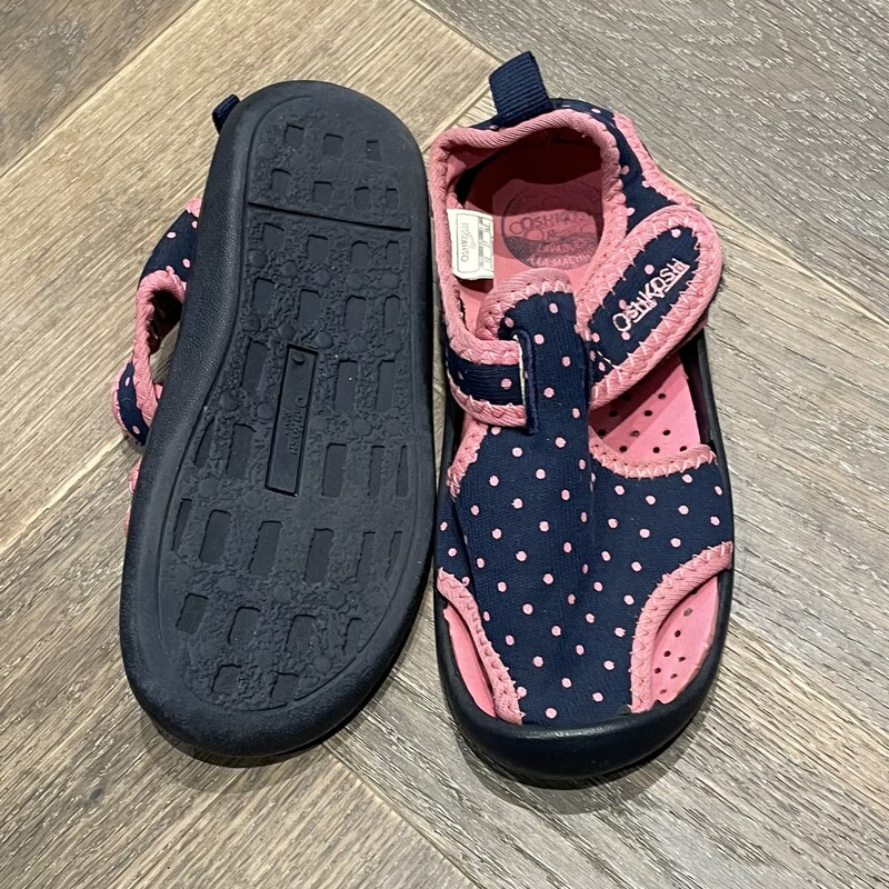 Oshkosh Water Shoes, Pink, Size: 10T